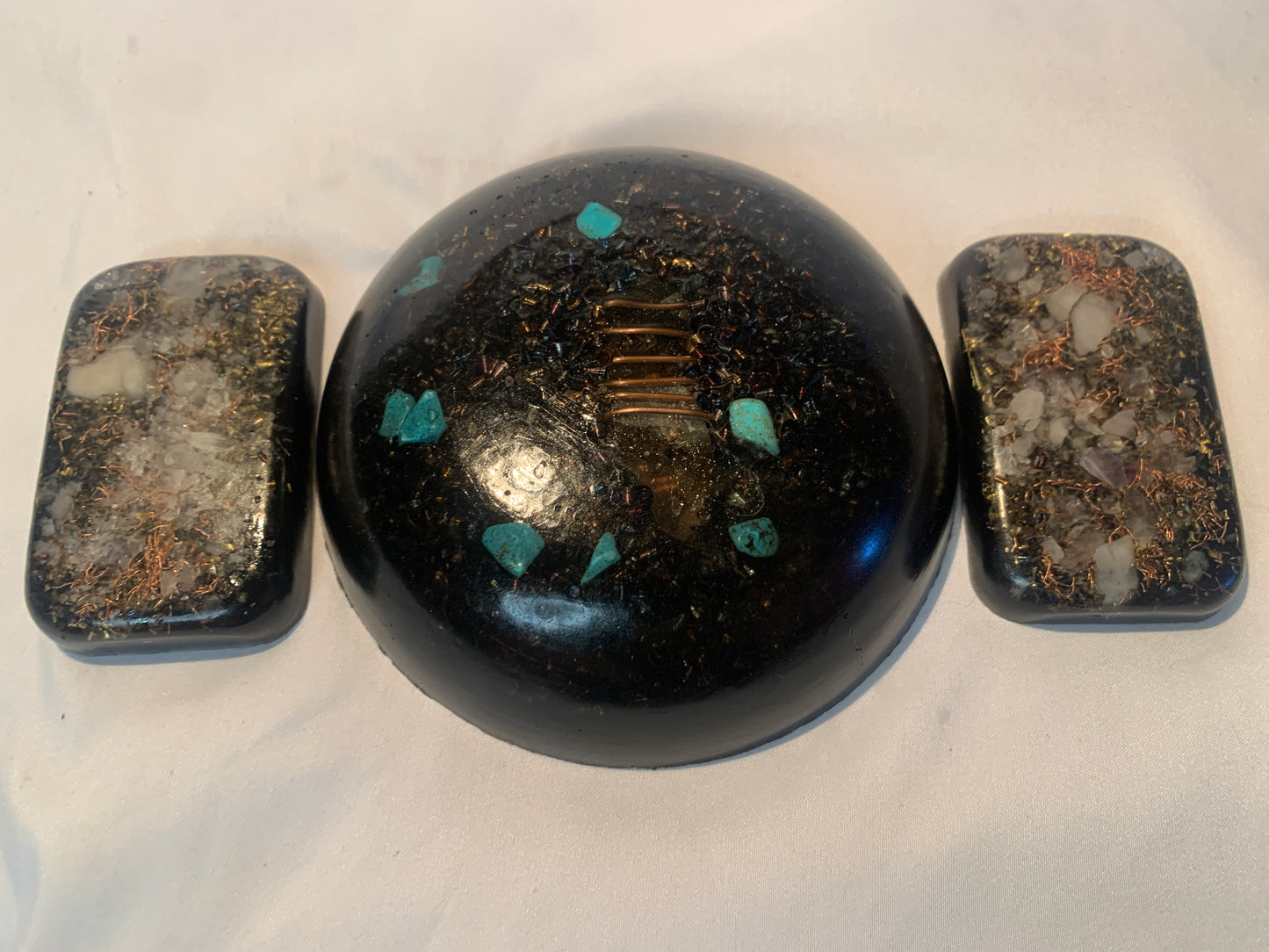 1 custom hand made KayJay small sized Orgone Bunk-R Buster with 2 free orgone bricks
