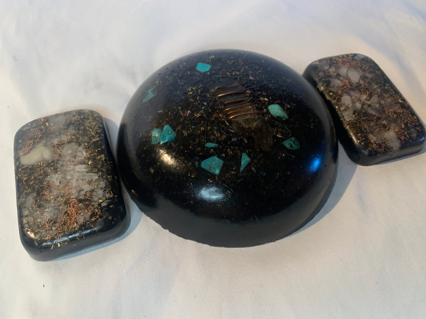 1 custom hand made KayJay small sized Orgone Bunk-R Buster with 2 free orgone bricks
