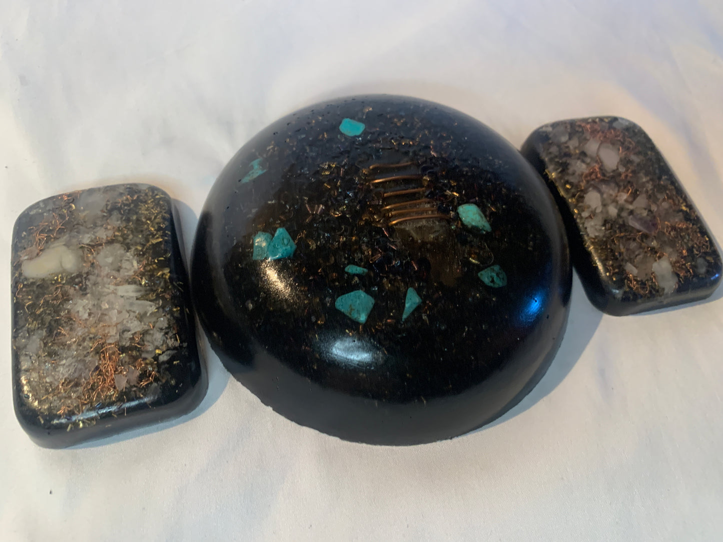 1 custom hand made KayJay small sized Orgone Bunk-R Buster with 2 free orgone bricks