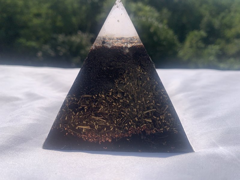 1 hand made large Quartz Crystal Orgone Energy Pyramid for home office outdoor indoor travel gift emf protection